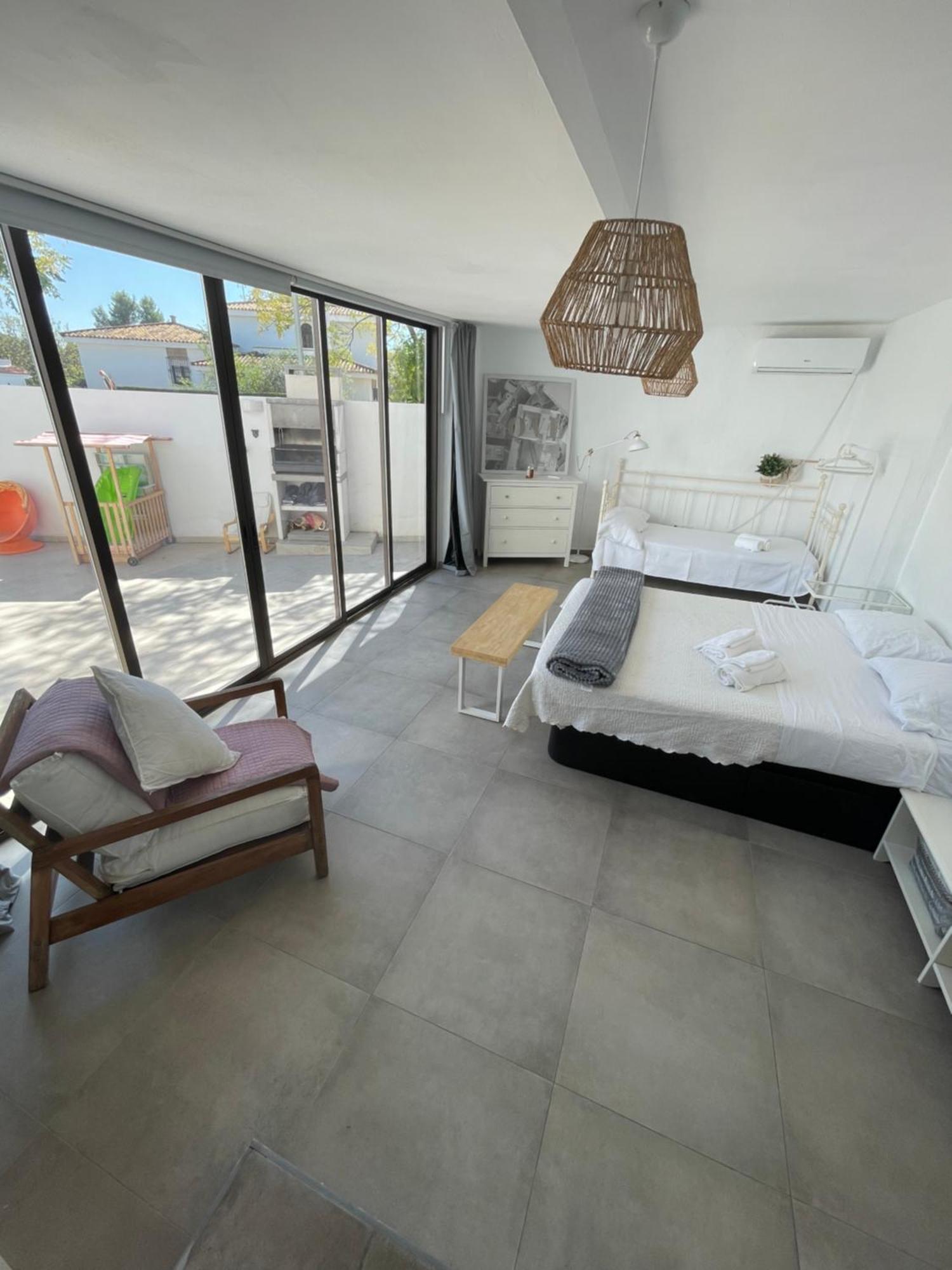 Mediterranean House - Habitaciones Privadas En Casa Compartida Mairena del Aljarafe Exteriér fotografie
